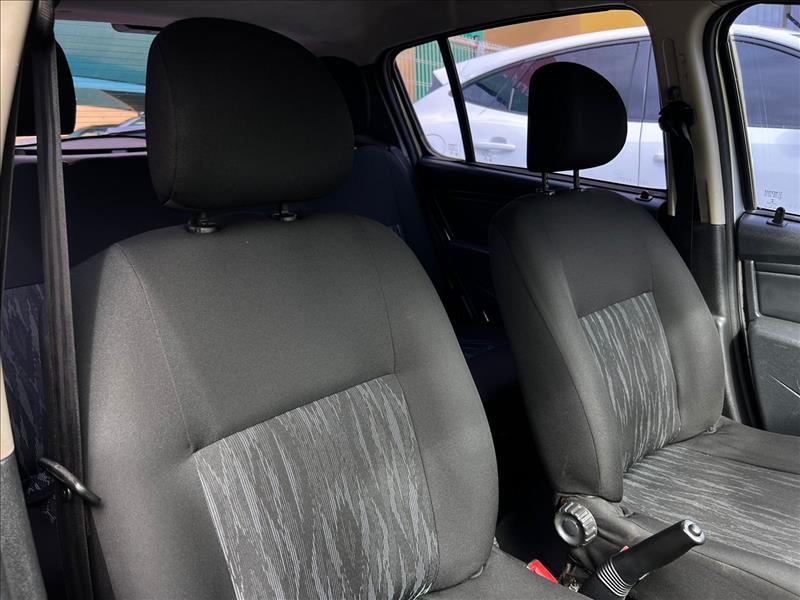 RENAULT  SANDERO   1.0 Authentique 16V 