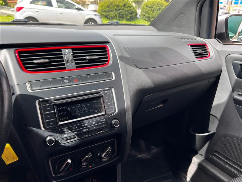 VOLKSWAGEN  FOX   1.6 MI Rock IN RIO 8V 