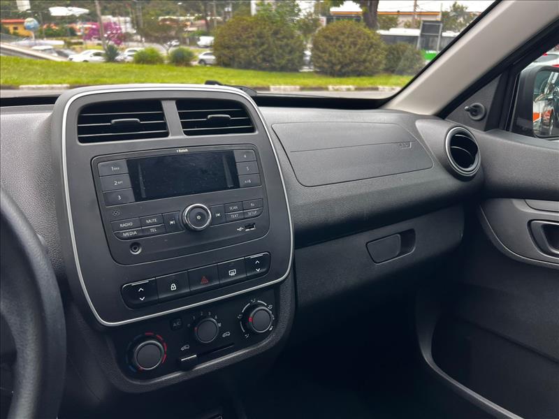 RENAULT  KWID   1.0 12V SCE ZEN 