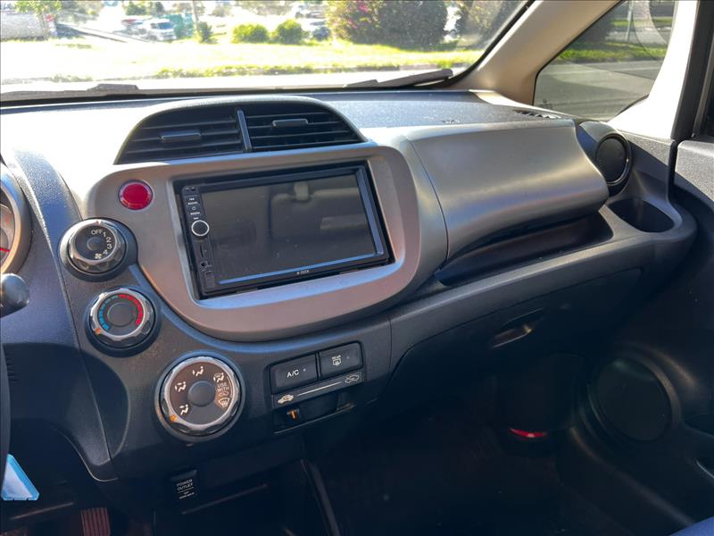 HONDA  FIT   1.4 DX 16V 