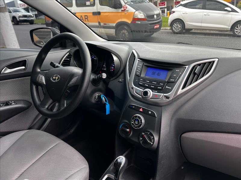 HYUNDAI  HB20S   1.6 Comfort Style 16V 