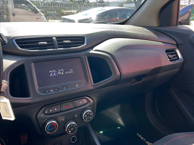 CHEVROLET  ONIX   1.4 MPFI LTZ 8V 