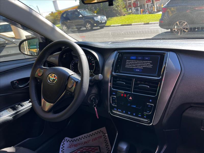 TOYOTA  YARIS   1.5 16V Sedan XL 