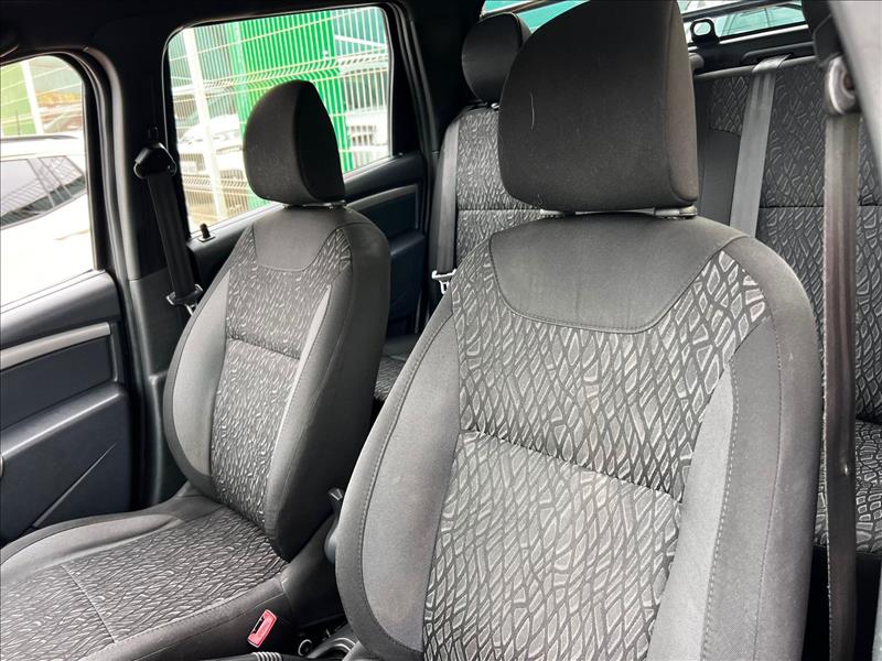 RENAULT  DUSTER OROCH   1.6 16V SCE Expression 