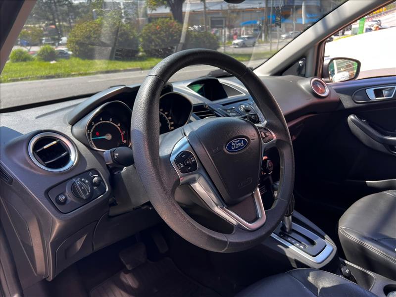 FORD  FIESTA   1.6 Titanium Hatch 16V 