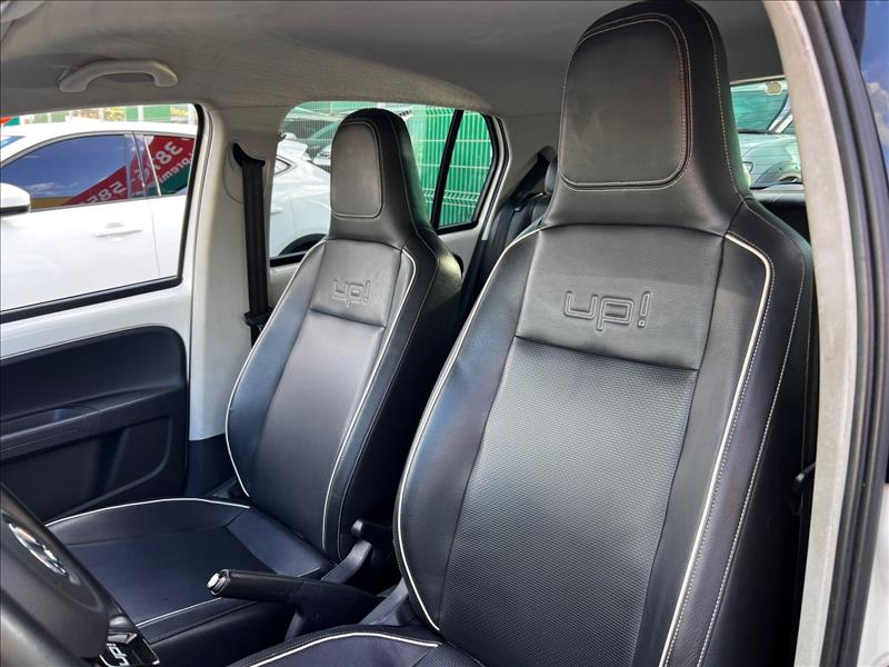 VOLKSWAGEN  UP   1.0 MPI High UP 12V 