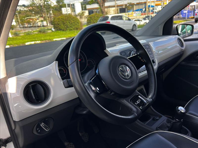 VOLKSWAGEN  UP   1.0 MPI High UP 12V 