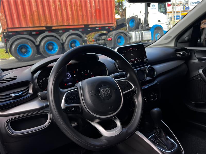 FIAT  CRONOS   1.8 E.torq Drive 