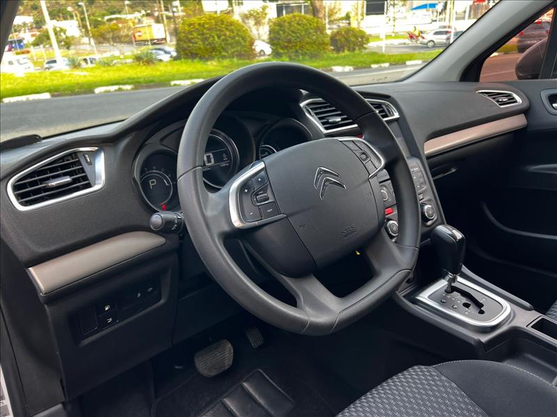 CITROËN  C4 LOUNGE   1.6 Origine 16V Turbo 