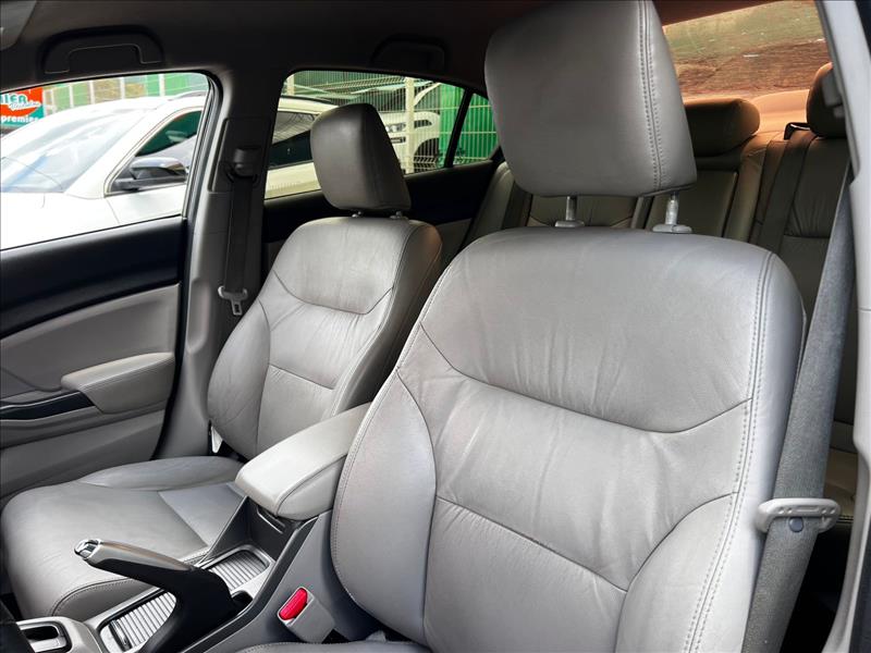 HONDA  CIVIC   2.0 LXR 16V 