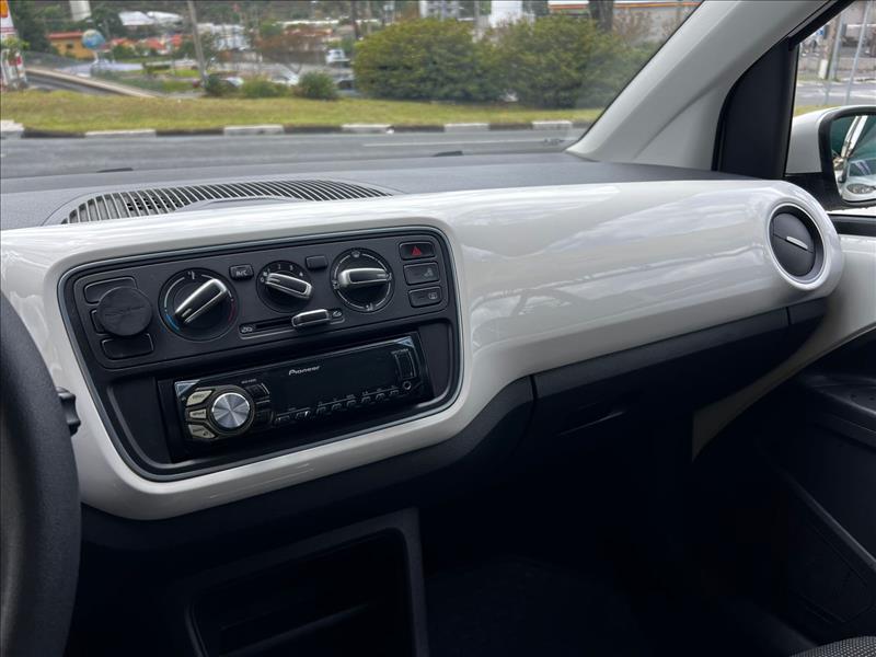 VOLKSWAGEN  UP   1.0 MPI High UP 12V 