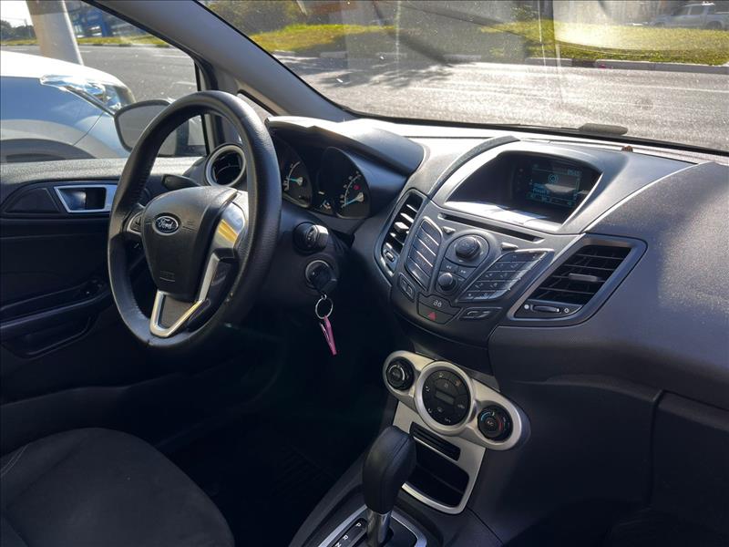 FORD  FIESTA   1.6 SE Hatch 16V 