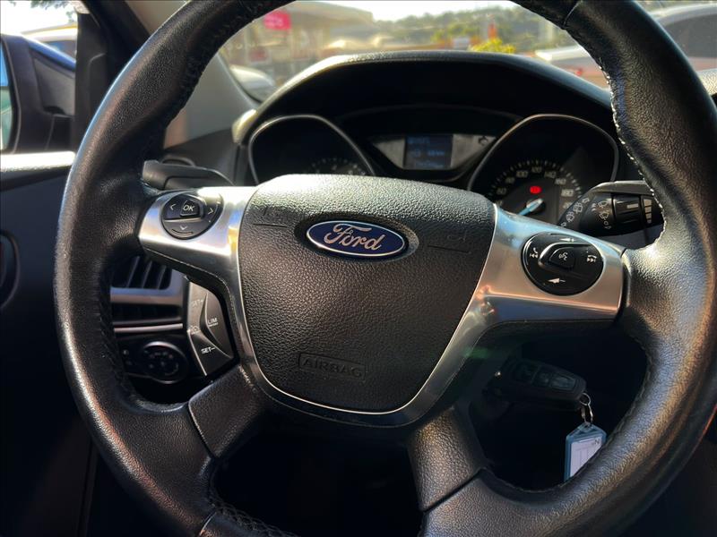 FORD  FOCUS   2.0 SE Plus 16V 