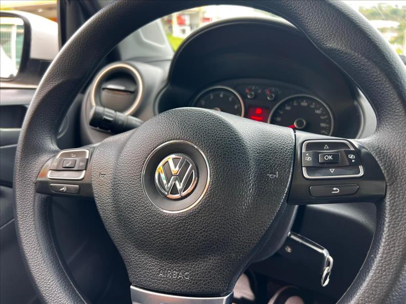 VOLKSWAGEN  VOYAGE   1.6 MI Comfortline 8V 