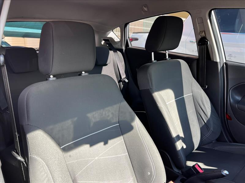 FORD  FIESTA   1.6 SE Hatch 16V 