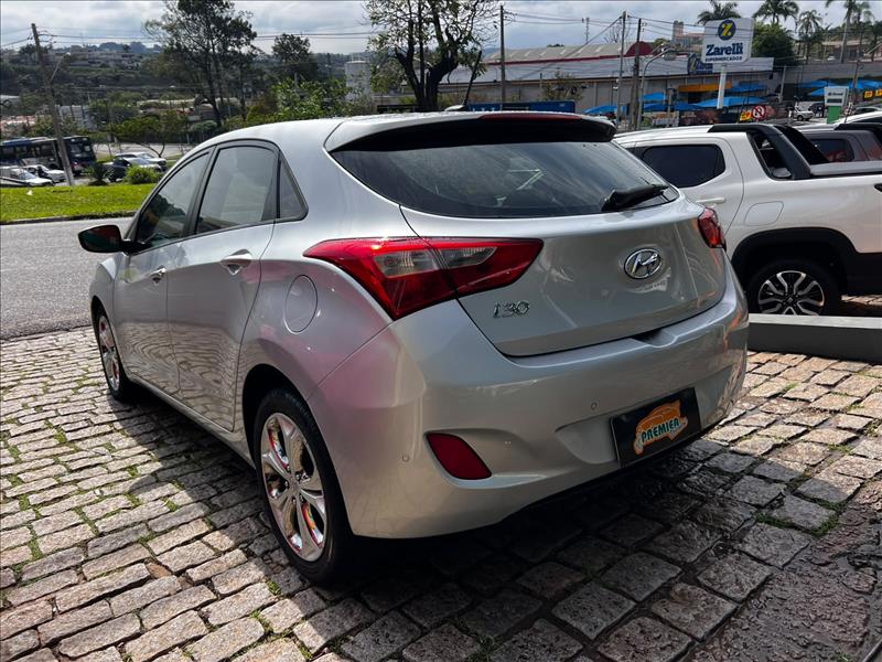 HYUNDAI  I30   1.8 MPI 16V 