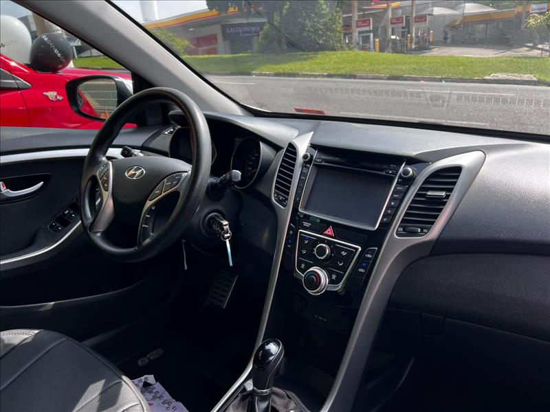 HYUNDAI  I30   1.8 MPI 16V 