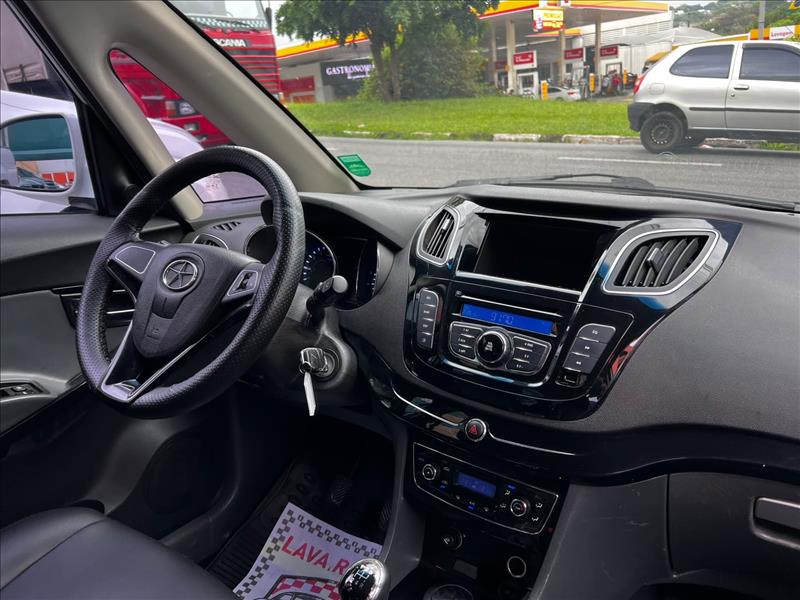 JAC  J6   2.0 16V Jetflex 7 Lugares 