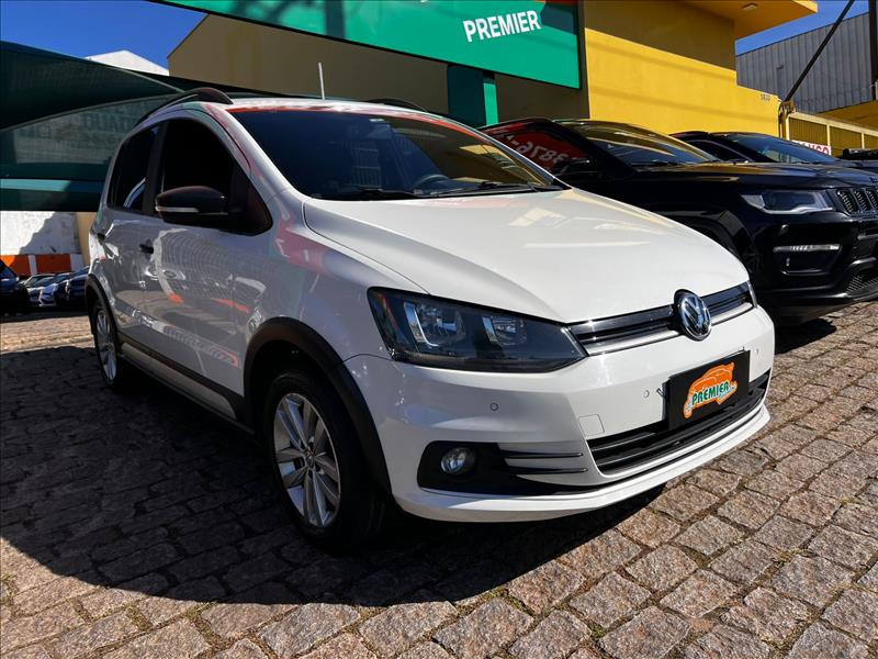 VOLKSWAGEN  FOX   1.0 MPI Track 12V 