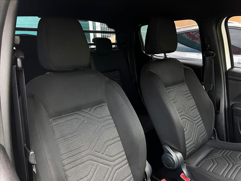 FIAT  STRADA   1.3 Firefly Freedom CD 