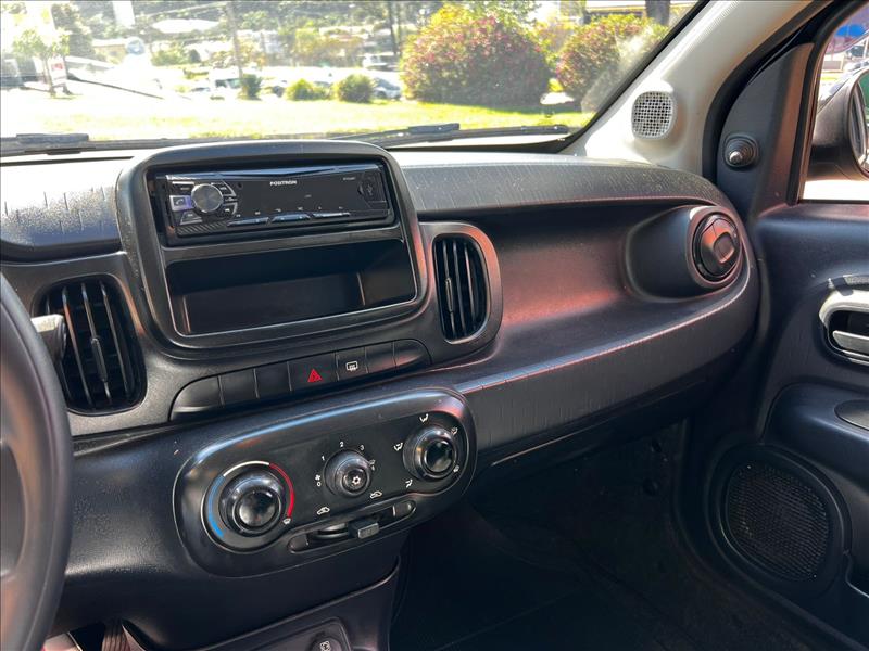 FIAT  MOBI   1.0 EVO Like. 