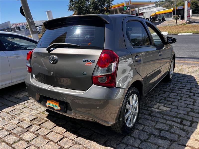 TOYOTA  ETIOS   1.5 X Plus 16V 