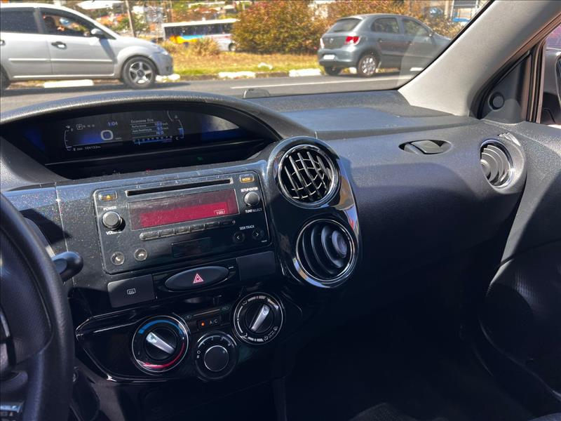 TOYOTA  ETIOS   1.5 X Plus 16V 