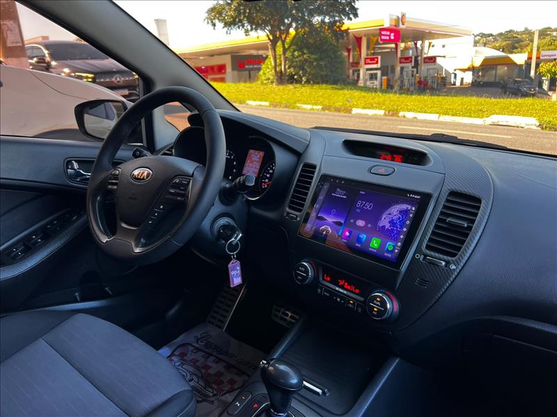KIA  CERATO   1.6 SX 16V 
