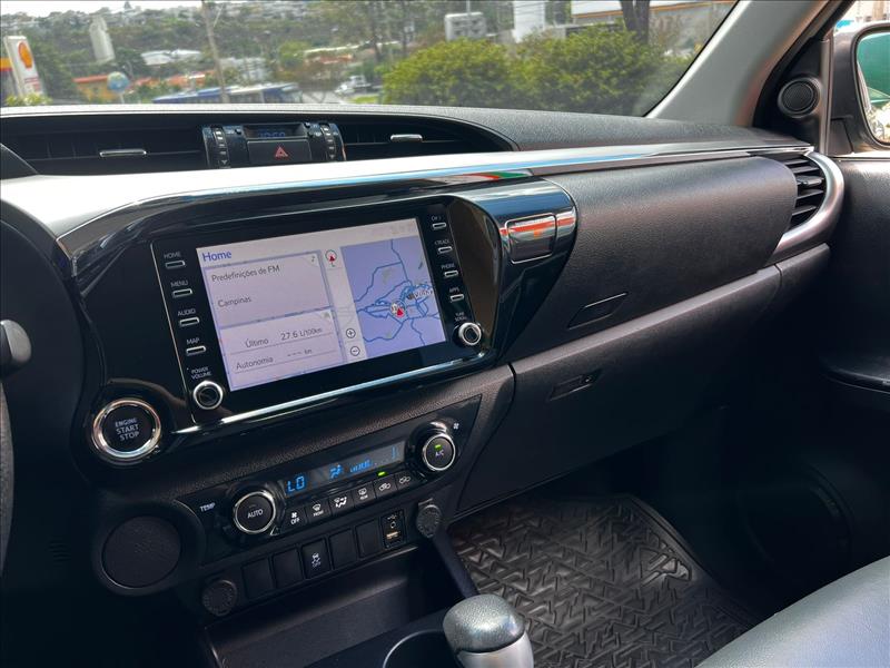 TOYOTA  HILUX   2.7 SRV 4X2 CD 16V 