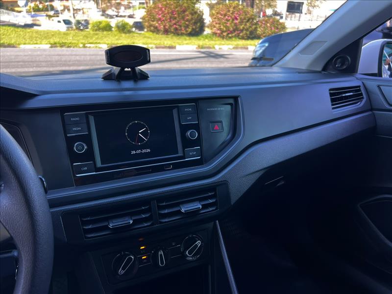 VOLKSWAGEN  POLO   1.0 MPI 