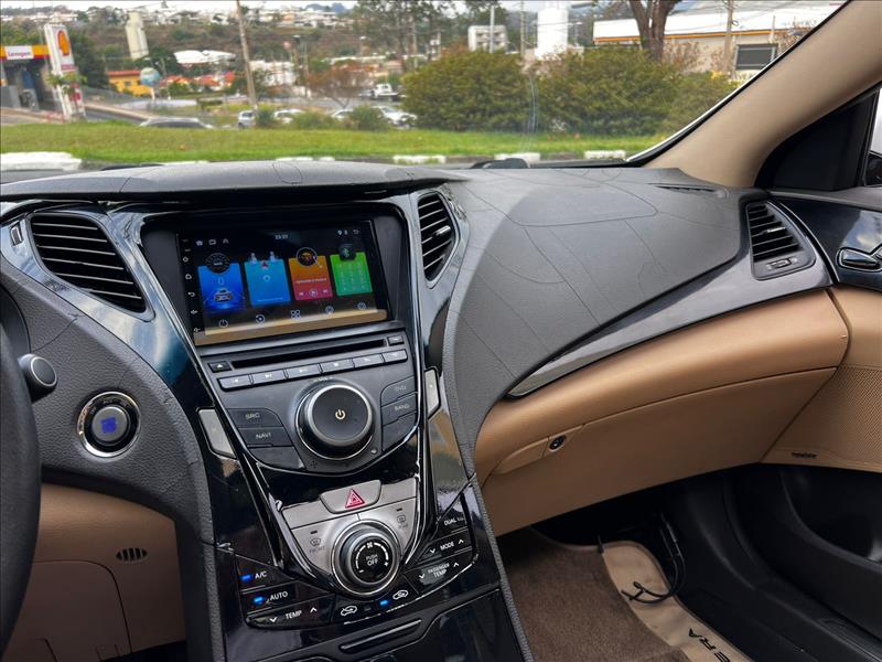 HYUNDAI  AZERA   3.0 MPFI GLS V6 24V 