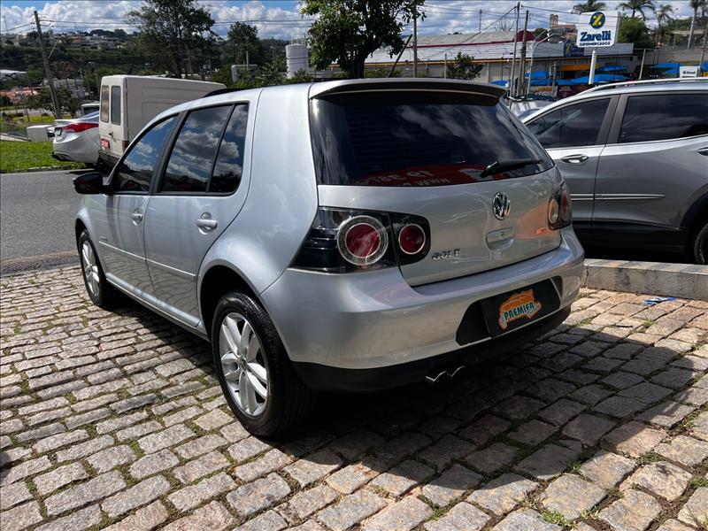 VOLKSWAGEN  GOLF   1.6 MI Sportline 8V 