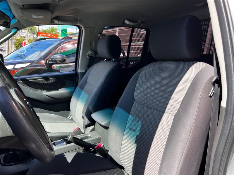 NISSAN  FRONTIER   2.5 SV Attack 4X2 CD Turbo Eletronic 