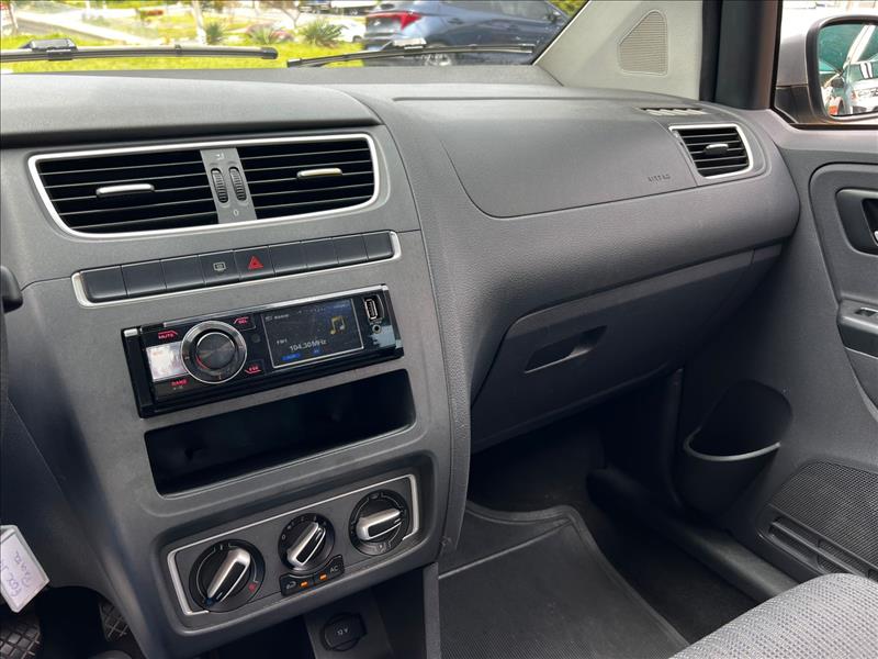 VOLKSWAGEN  FOX   1.6 MI 8V 