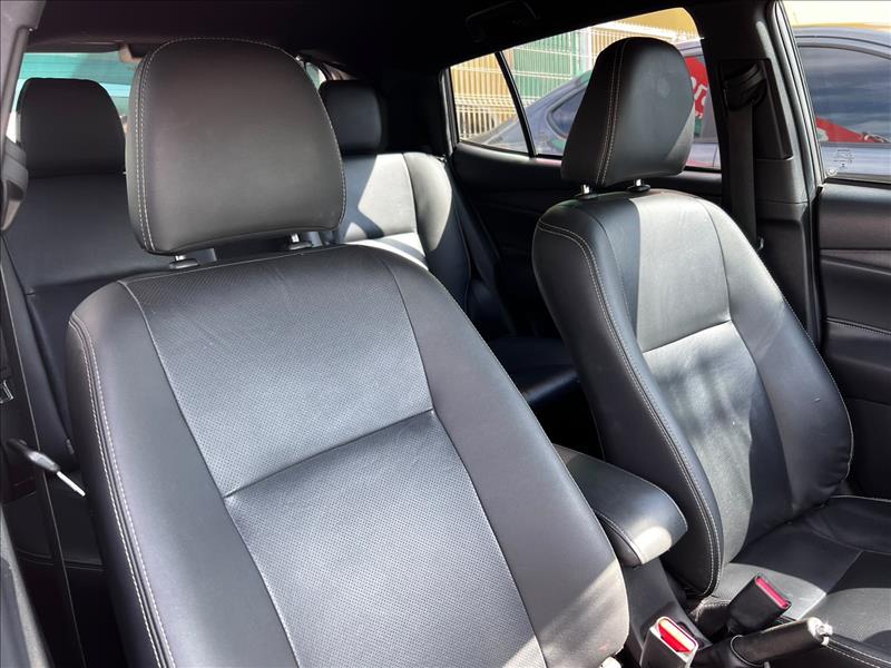 TOYOTA  YARIS   1.5 16V XS 