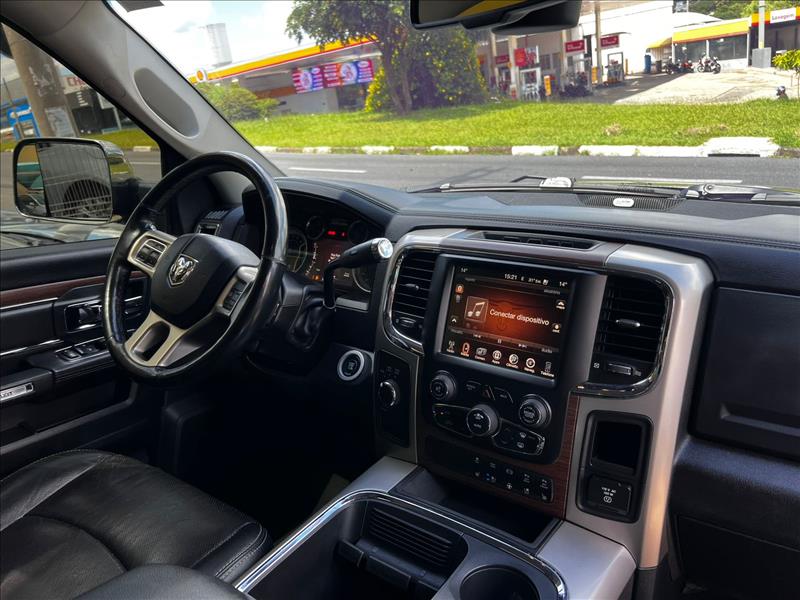 RAM  2500   6.7 Laramie 4X4 CD I6 Turbo 