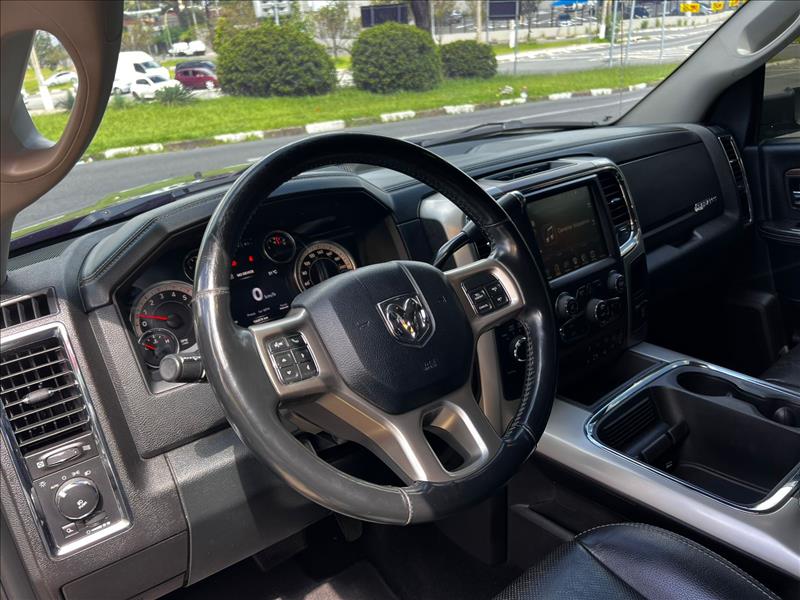 RAM  2500   6.7 Laramie 4X4 CD I6 Turbo 