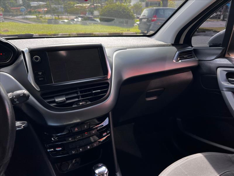 PEUGEOT  208   1.6 Griffe 16V 