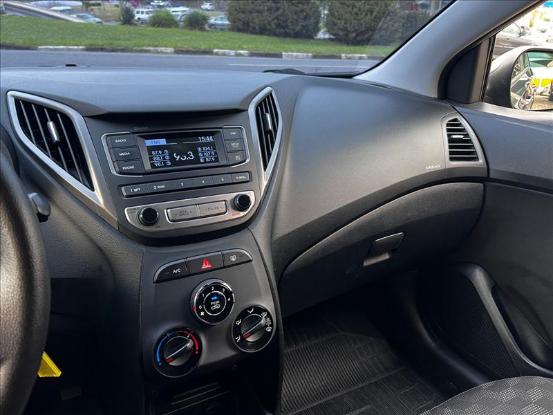 HYUNDAI  HB20   1.6 Comfort Plus 16V 