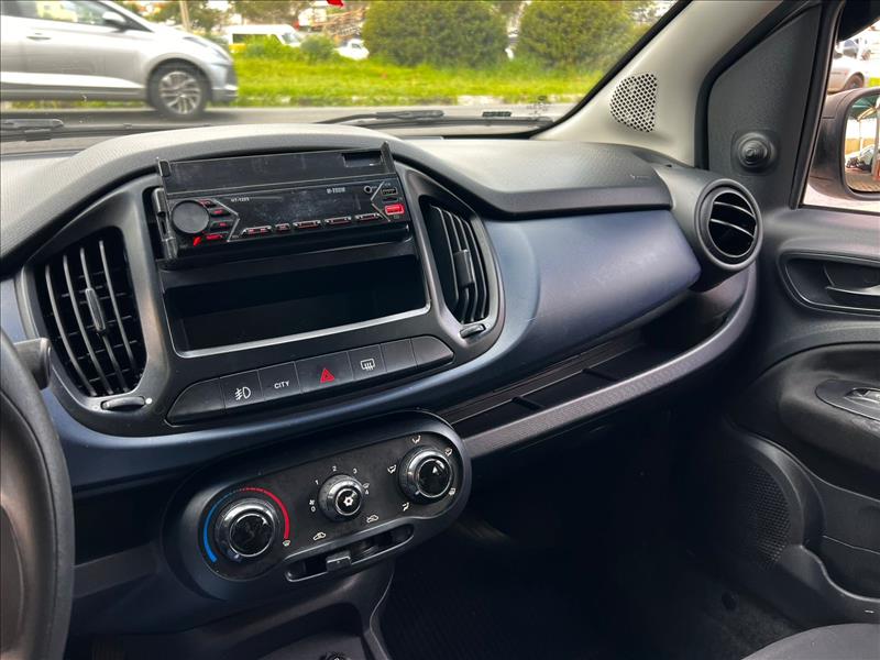 FIAT  UNO   1.0 Firefly Attractive 