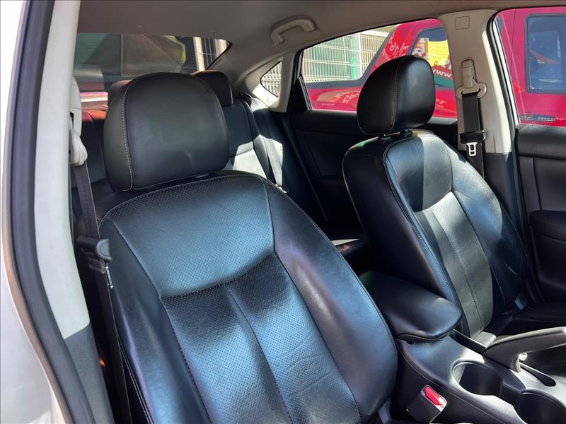 NISSAN  SENTRA   2.0 SV 16V 