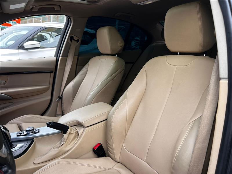 BMW  320I   2.0 Sport 16V Turbo Active 