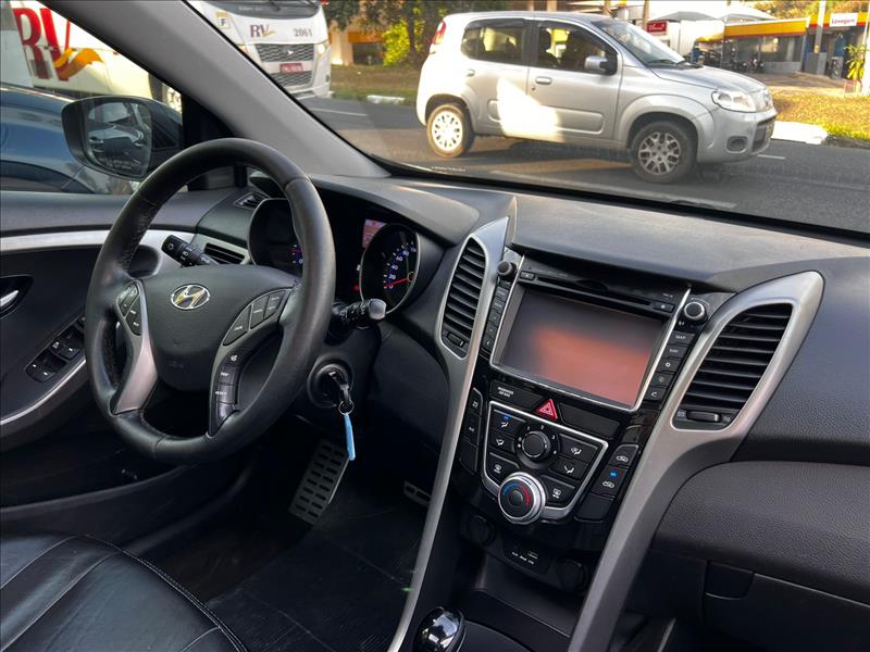 HYUNDAI  I30   1.8 MPI 16V 