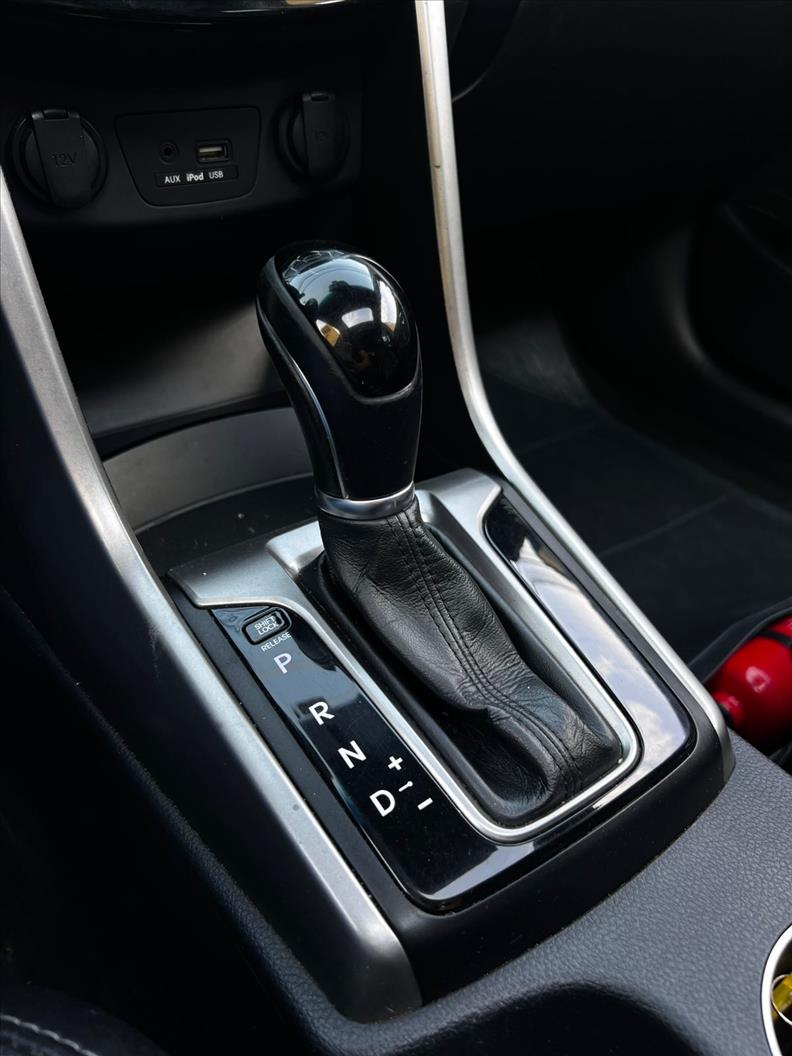 HYUNDAI  I30   1.8 MPI 16V 