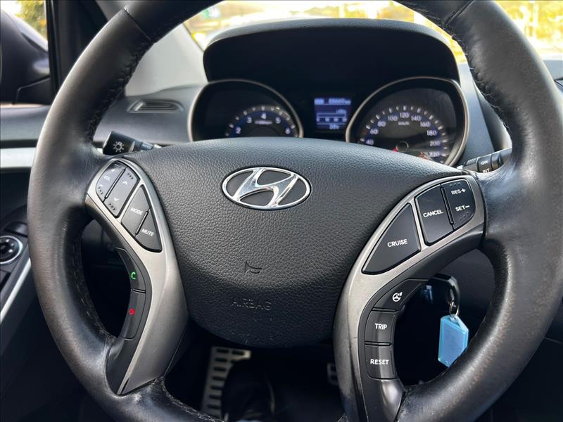 HYUNDAI  I30   1.8 MPI 16V 