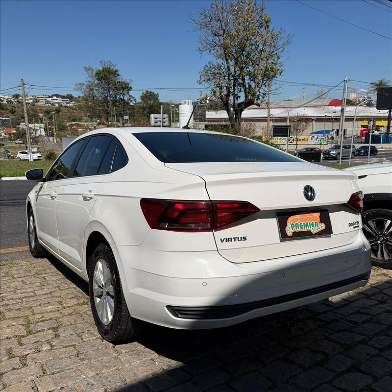 VOLKSWAGEN  VIRTUS   1.0 200 TSI Comfortline 
