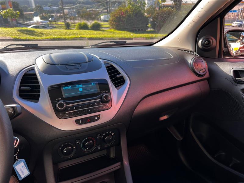 FORD  KA   1.0 Ti-vct SE Sedan 
