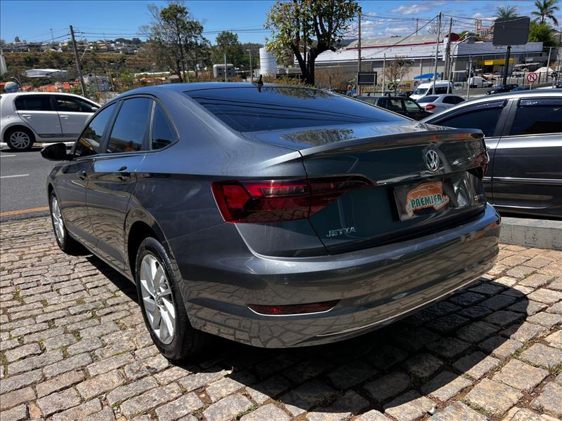 VOLKSWAGEN  JETTA   1.4 250 TSI Comfortline 