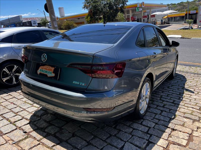 VOLKSWAGEN  JETTA   1.4 250 TSI Comfortline 