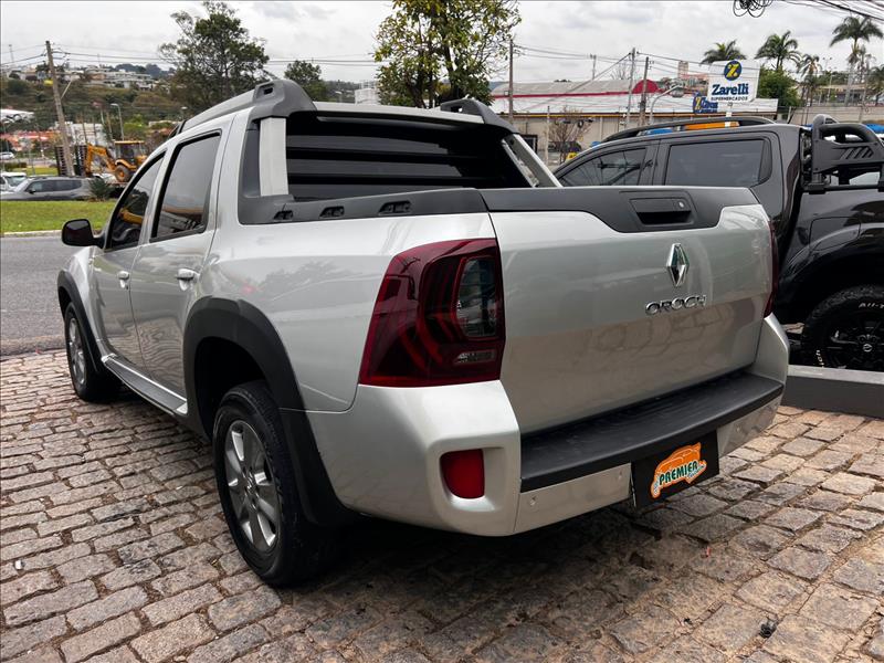 RENAULT  DUSTER OROCH   2.0 16V Dynamique 